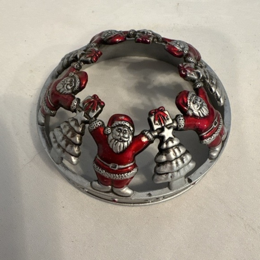Yankee Candle Christmas Santa Claus Illuma-Lid Candle Jar Topper